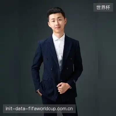 伏桦辰